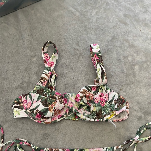 New! Victoria’s Secret Swim Essential Floral Bikini Top & Bottom SET 4746 - Picture 7 of 12